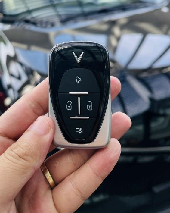 Đội xe ô tô cho thuê đời mới sạch sẽ